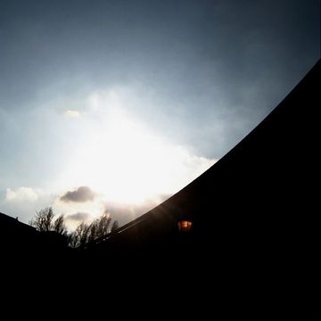 Tom Hall – Past Present, Below